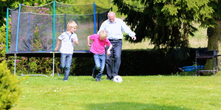 The best backyard games to play with kids (and they’re simple to set up)