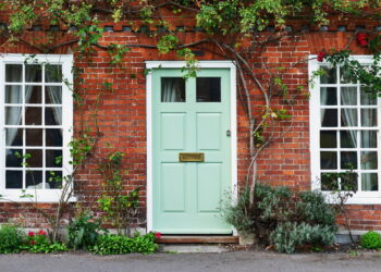 This paint job can add $6.500 dollar to your house value