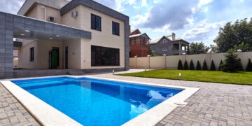 Should you fill your pool with alcohol?